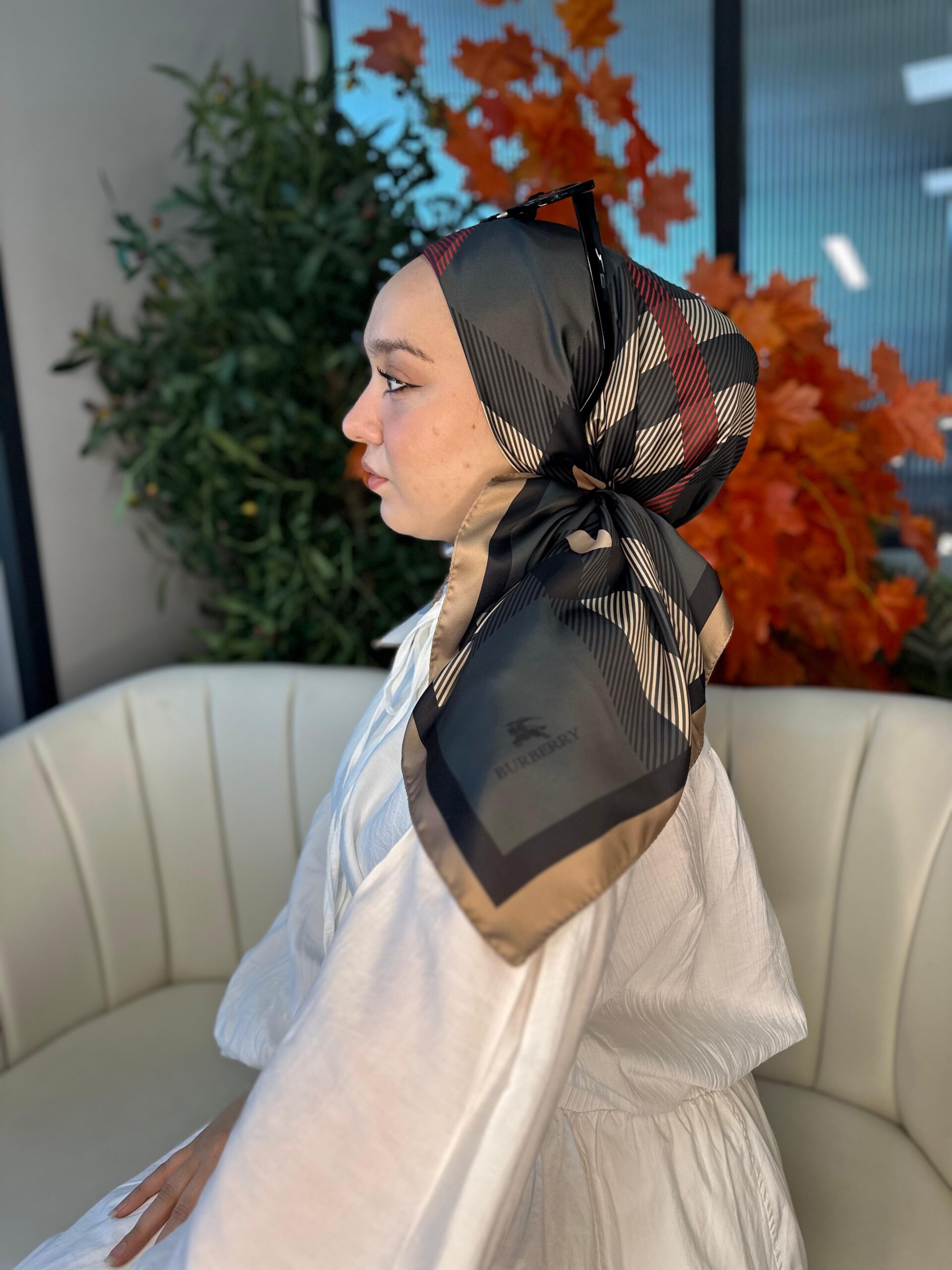 Burberry Kare  Desen Vual  İpek Eşarp-8682626-Antrasit