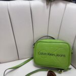 Calvin Klein İthal Çanta-869844- Fıstık
