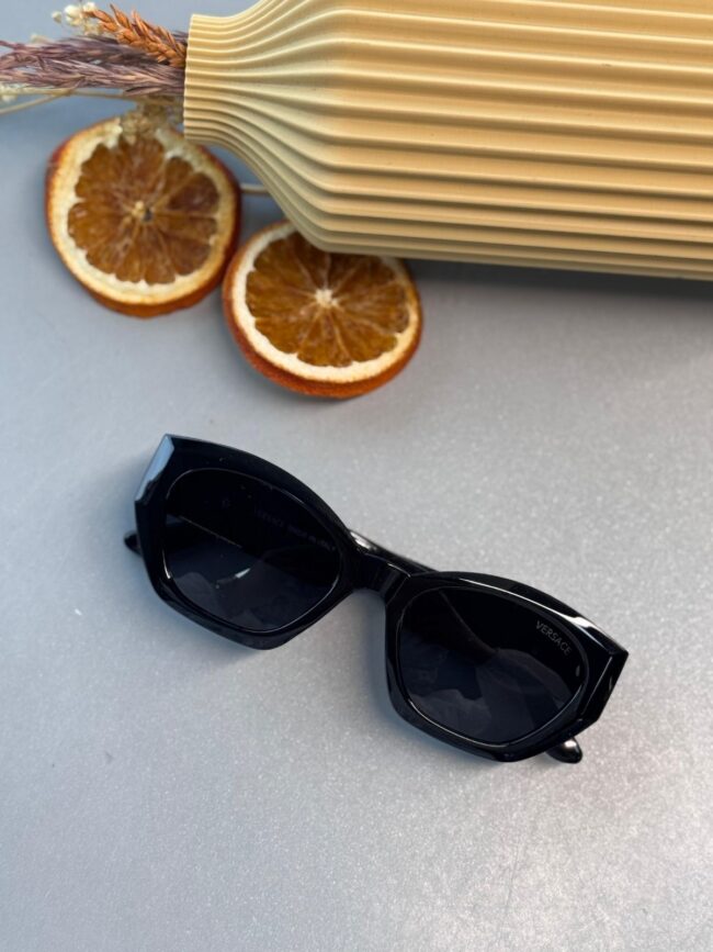 Versace Gold Detay Güneş Gözlüğü - Siyah