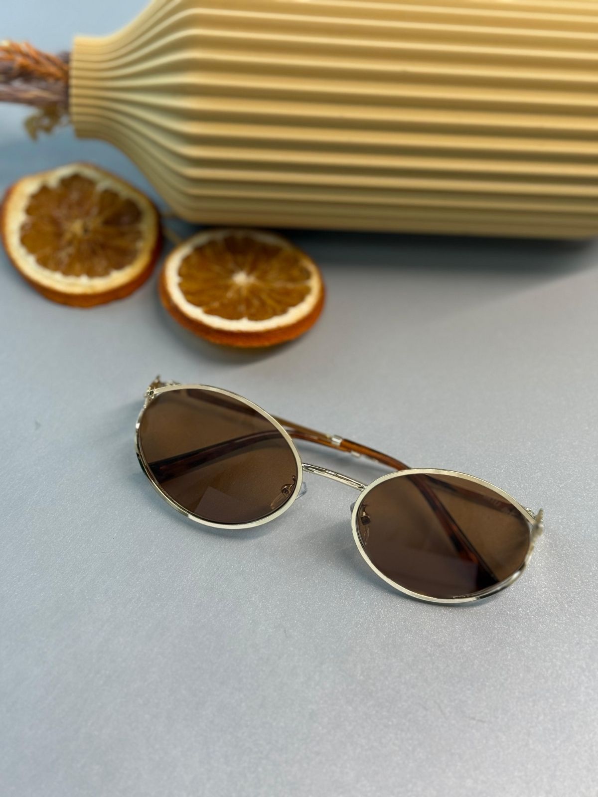 Mıu Mıu İthal Kesik Oval Güneş Gözlüğü -Kahve