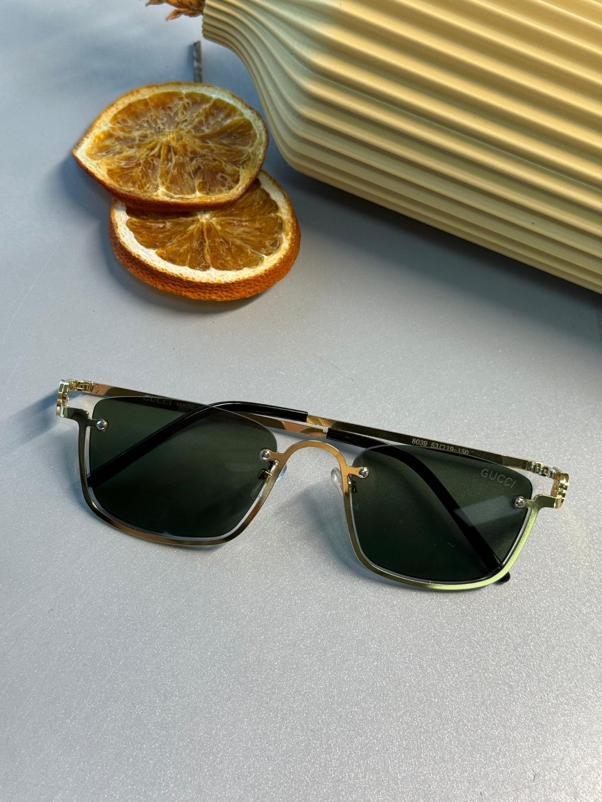 Gucci Metal Çerçeve Kare Gold Kadın Güneş Gözlüğü -Yeşil