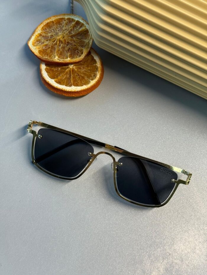 Gucci Metal Çerçeve Kare Gold Kadın Güneş Gözlüğü - Siyah