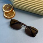 Mıu Mıu Özel Tasarım Köşeli Güneş Gözlüğü -Kahve