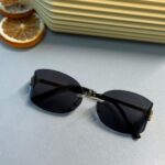 Mıu Mıu Özel Tasarım Köşeli Güneş Gözlüğü - Gold Siyah