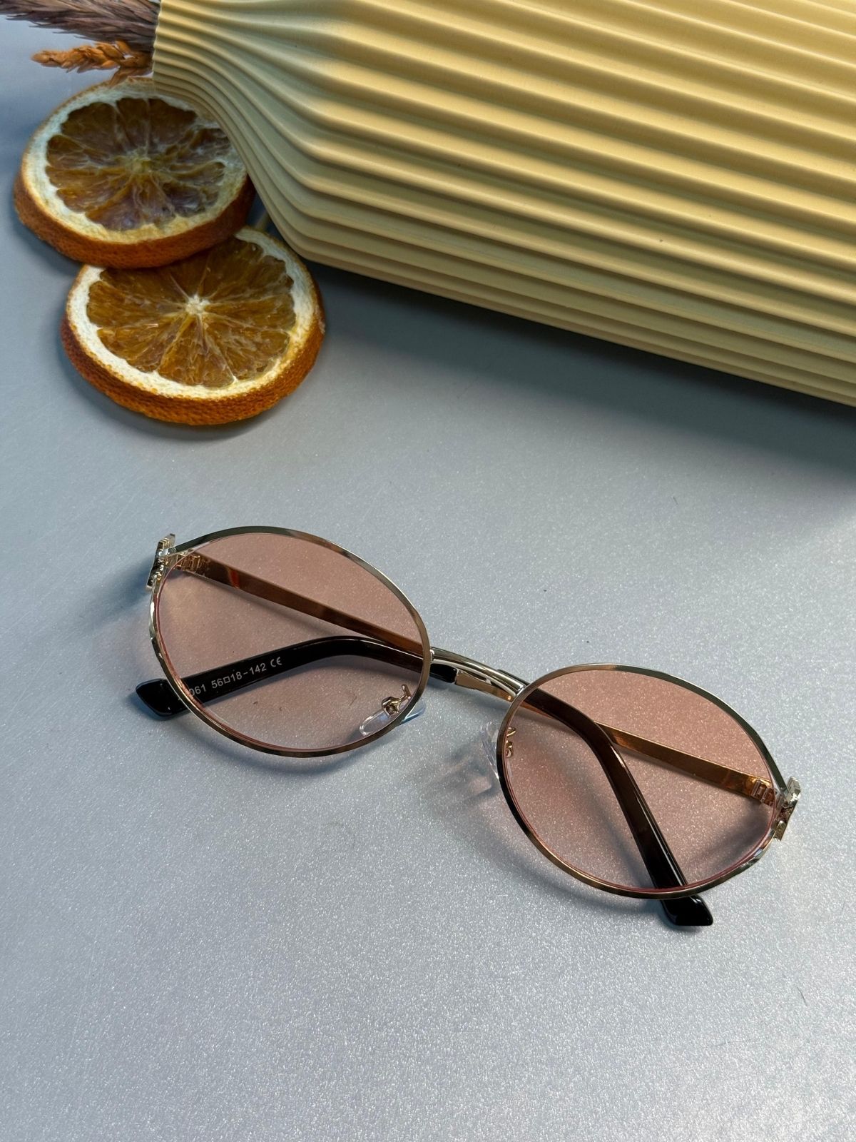 Mıu Mıu İthal Kesik Oval Güneş Gözlüğü - Turuncu