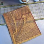 Liva Kendinden Dokulu Çift Taraflı İpek Şal - 9897 - Kahve