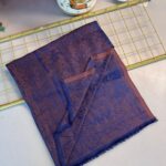 Liva Kendinden Dokulu Çift Taraflı İpek Şal - 9897 - Lacivert