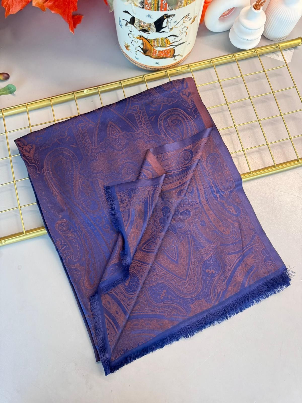 Milano Kendinden Dokulu Çift Taraflı İpek Şal - 8963 -  Lacivert