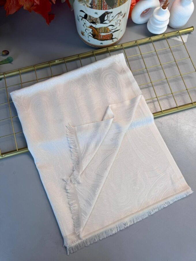 Milano Kendinden Dokulu Çift Taraflı İpek Şal - 8963 - Krem