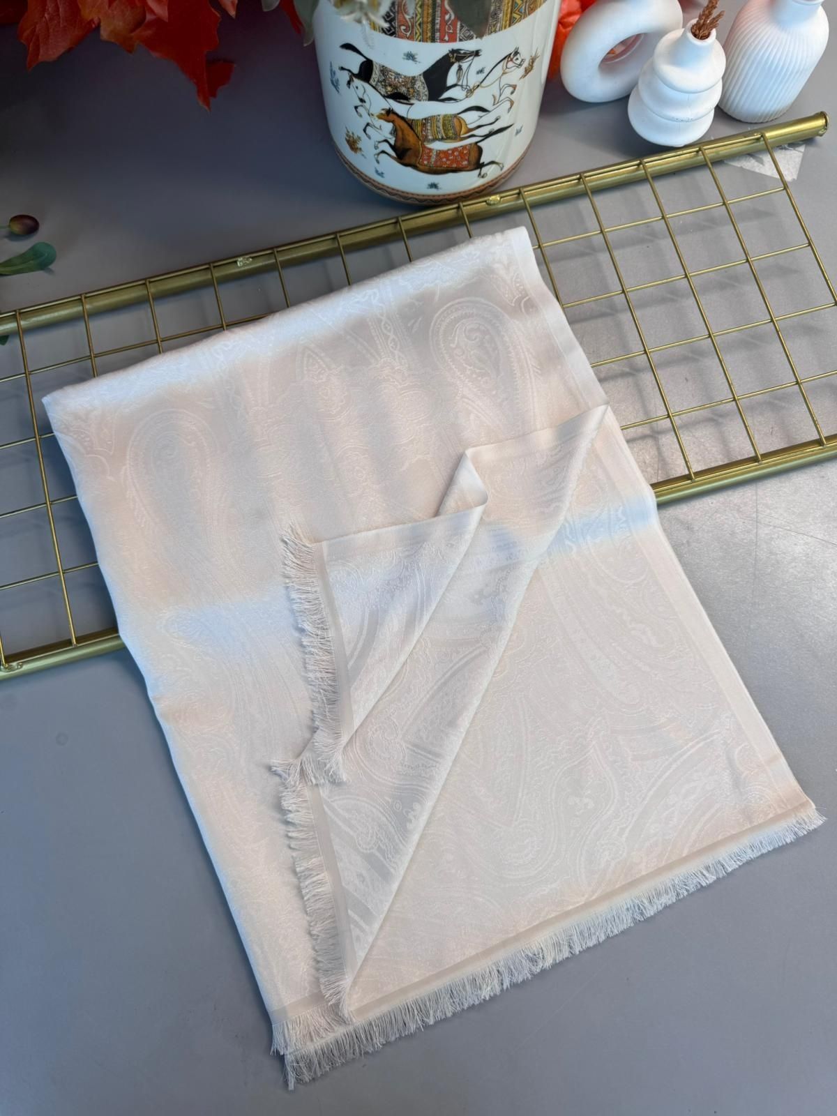 Milano Kendinden Dokulu Çift Taraflı İpek Şal - 8963 - Krem