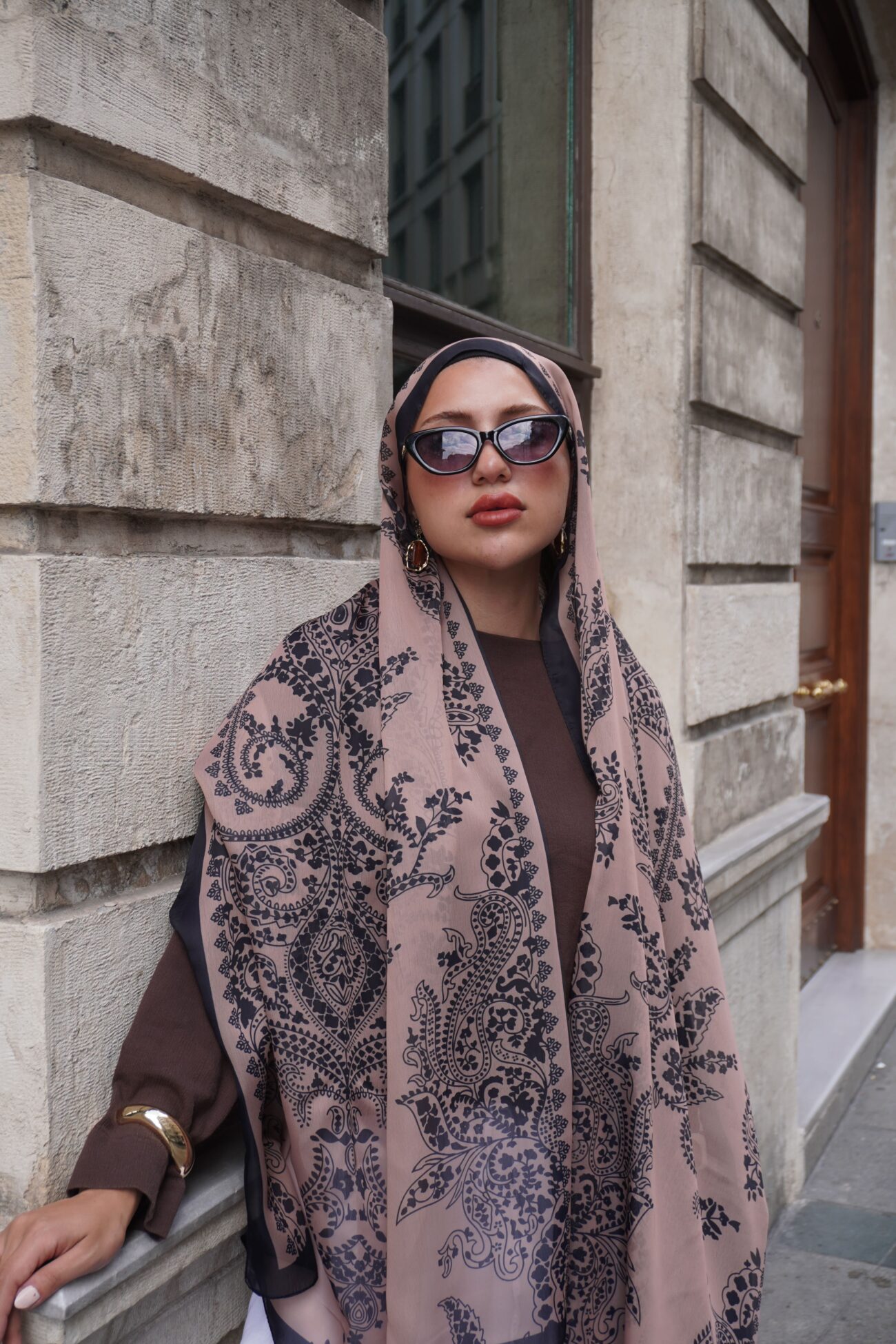 Havai Şal Serisi- 469-001- V-19 - Gold Siyah - Görsel 4