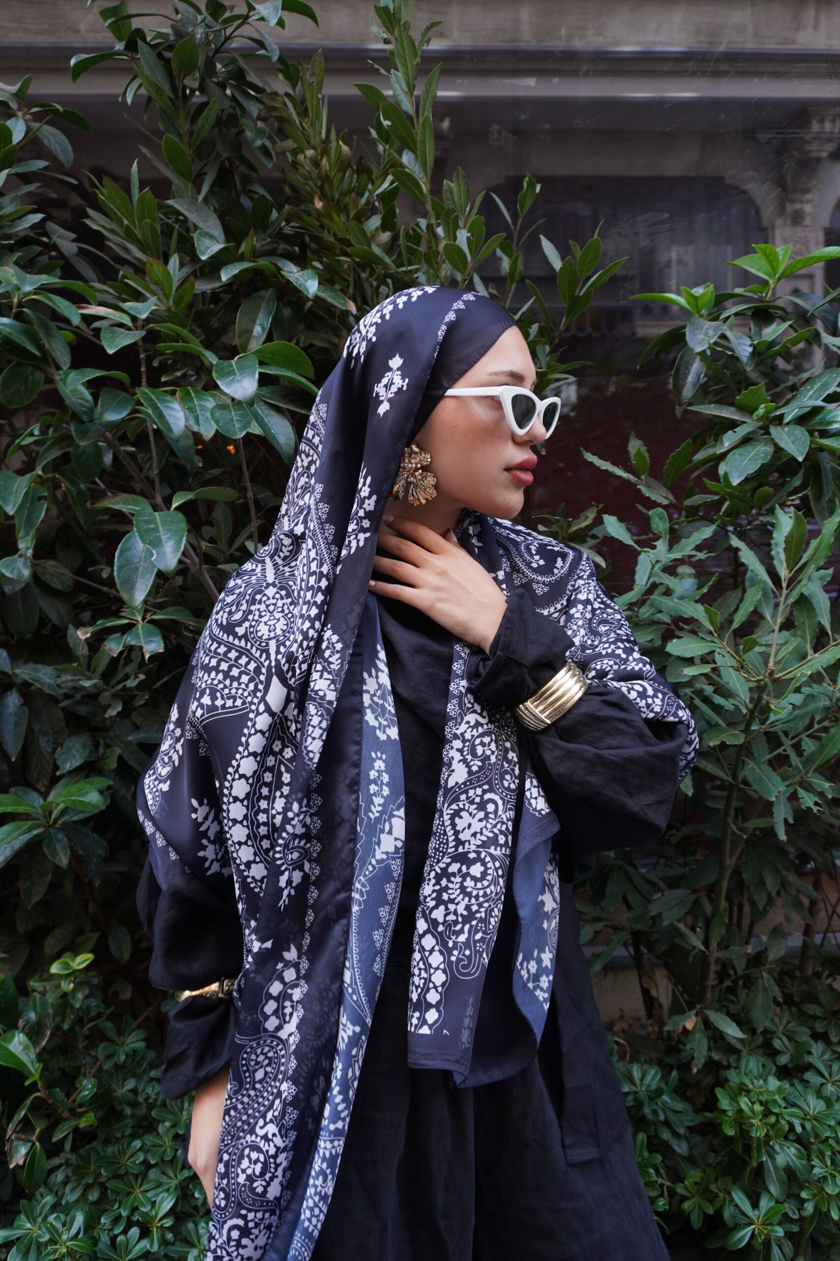 Havai Şal Serisi- 469-001- V-16 - Siyah