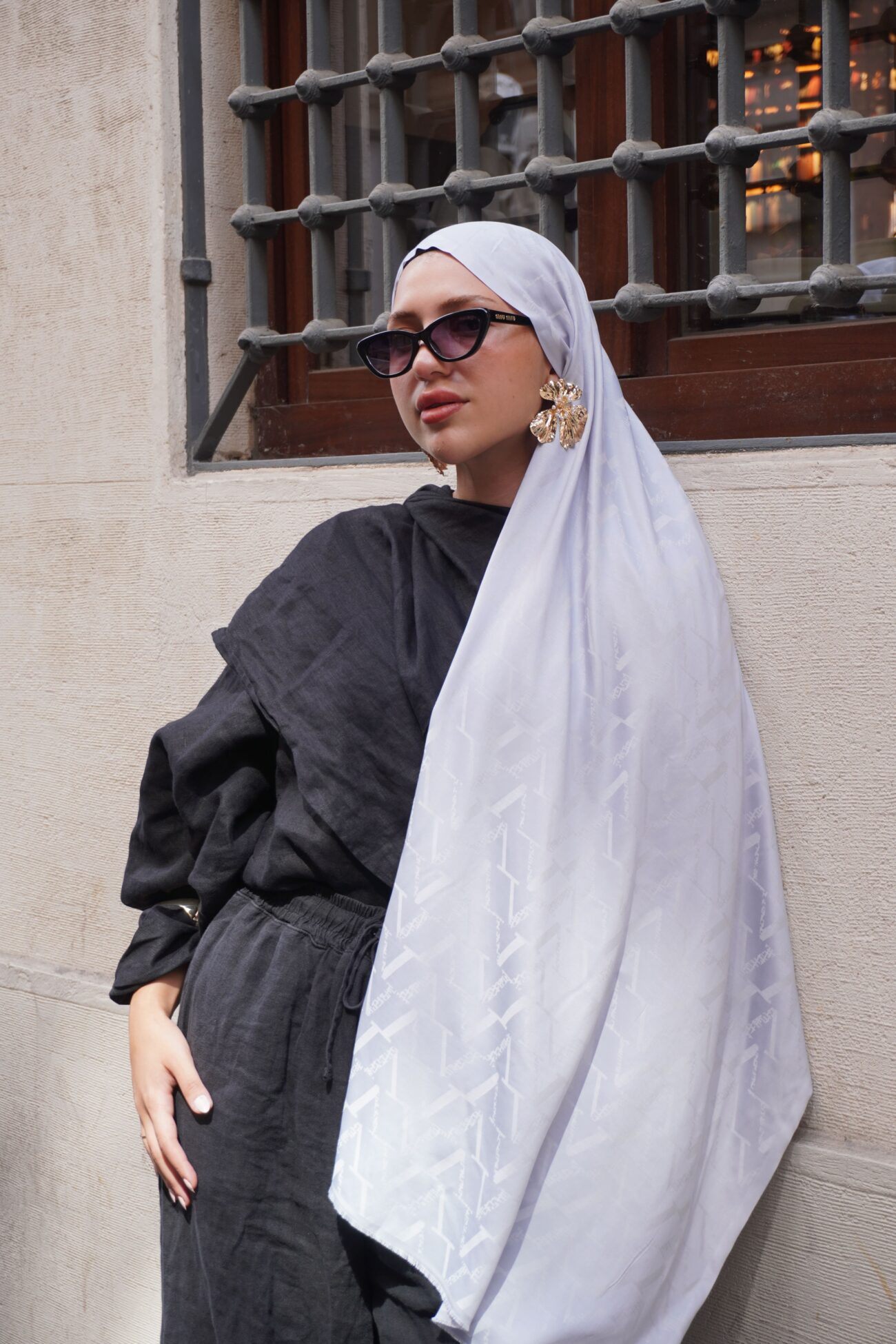 Valentino Çift Taraflı İtalyan Pamuk İpek Şal 44117 - Gümüş - Görsel 2