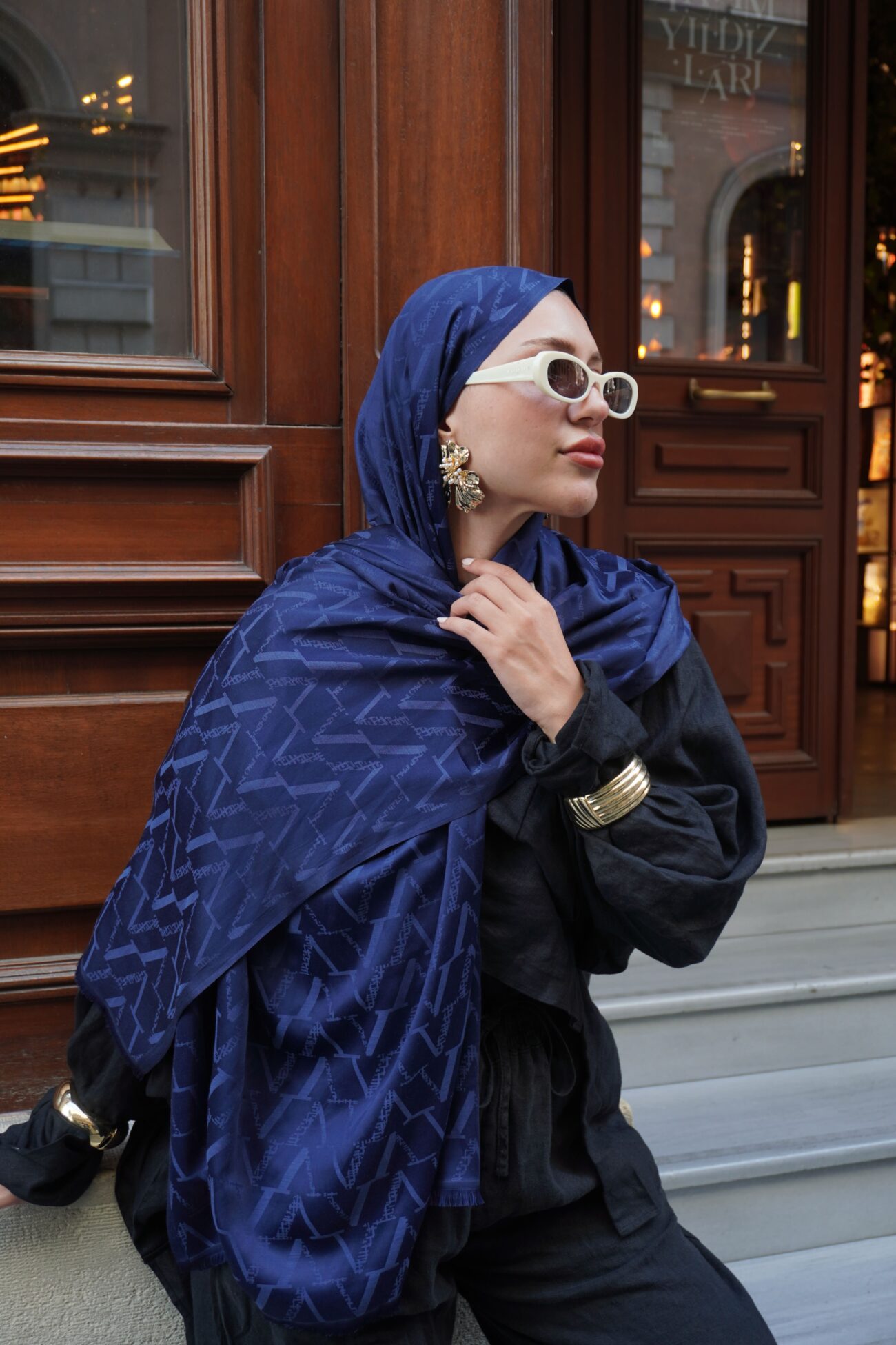 Valentino Çift Taraflı İtalyan Pamuk İpek Şal 44117 - Lacivert - Görsel 2