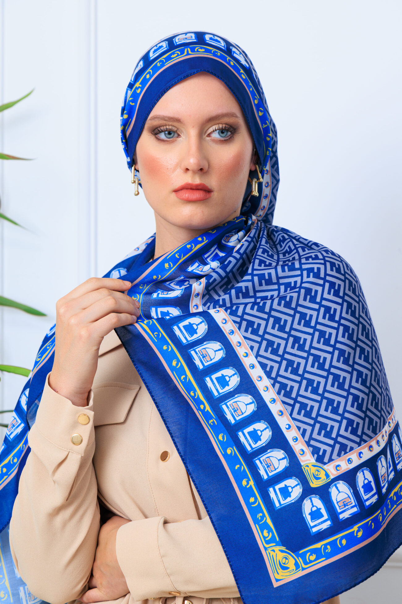 Fendi Monogram Pamuk Soft Şal 64302 - Lacivert - Görsel 2