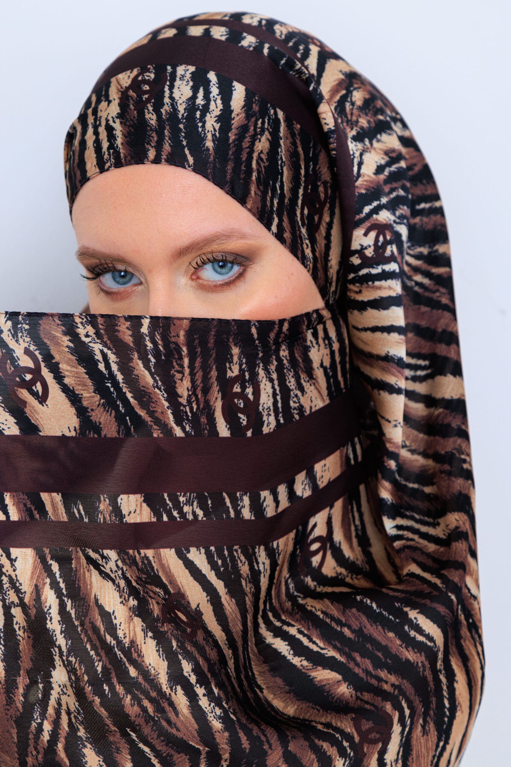 Channel Çizgili leopar çifttaraflı vual ipek şal-43080 Koyu kahve - Görsel 2