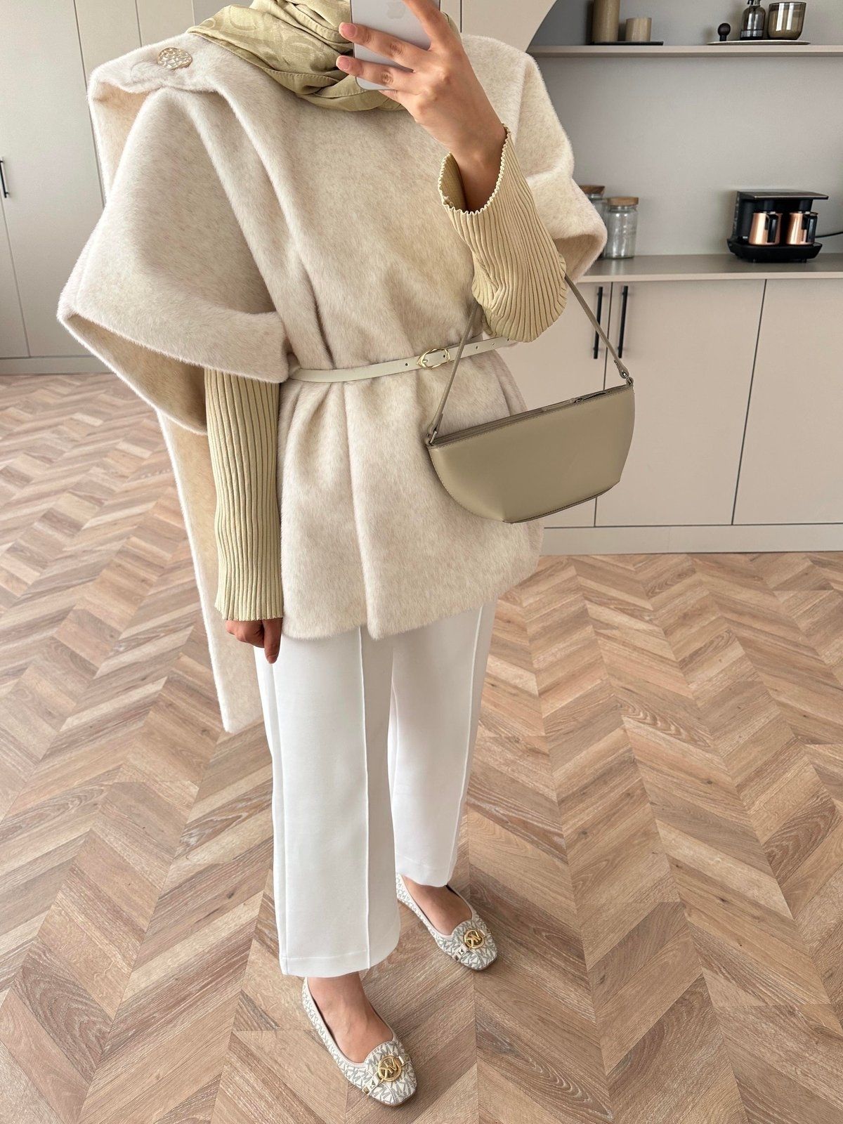 Şal Detaylı Kaban (Kemer Hediyeli) DŞ100433 - Ekru - Görsel 3