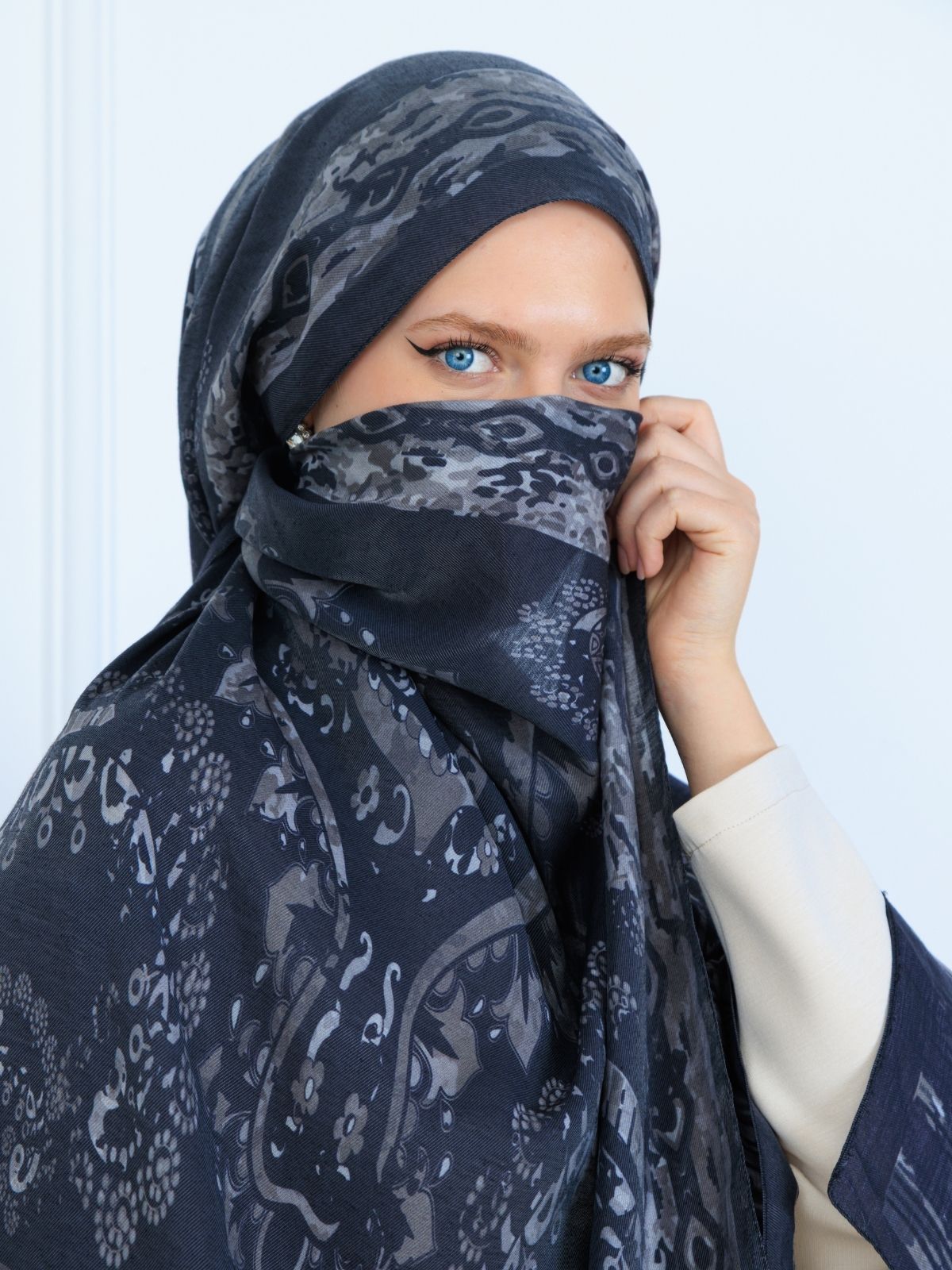 Derin Yansıma Desen Şal  469-017 - V-7 - Füme - Görsel 3