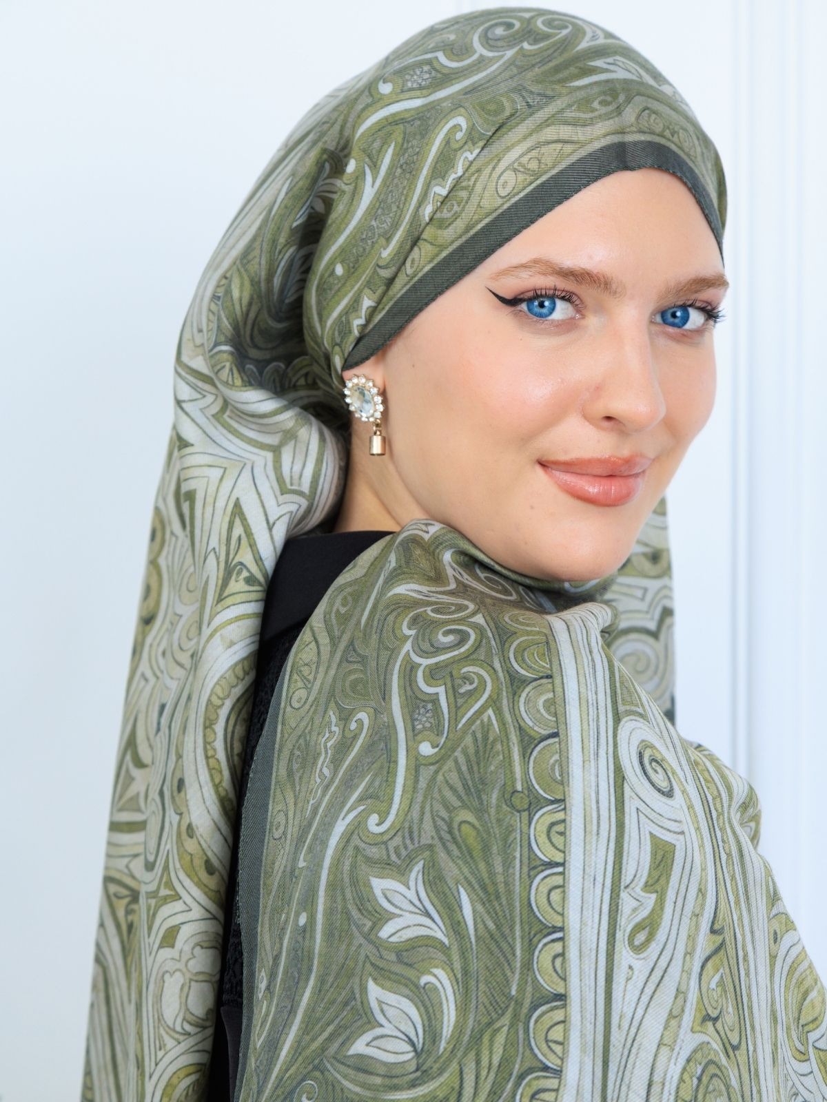 Mirşah Desen Şal  469-021 - V-16 - Koyu Yeşil - Görsel 3