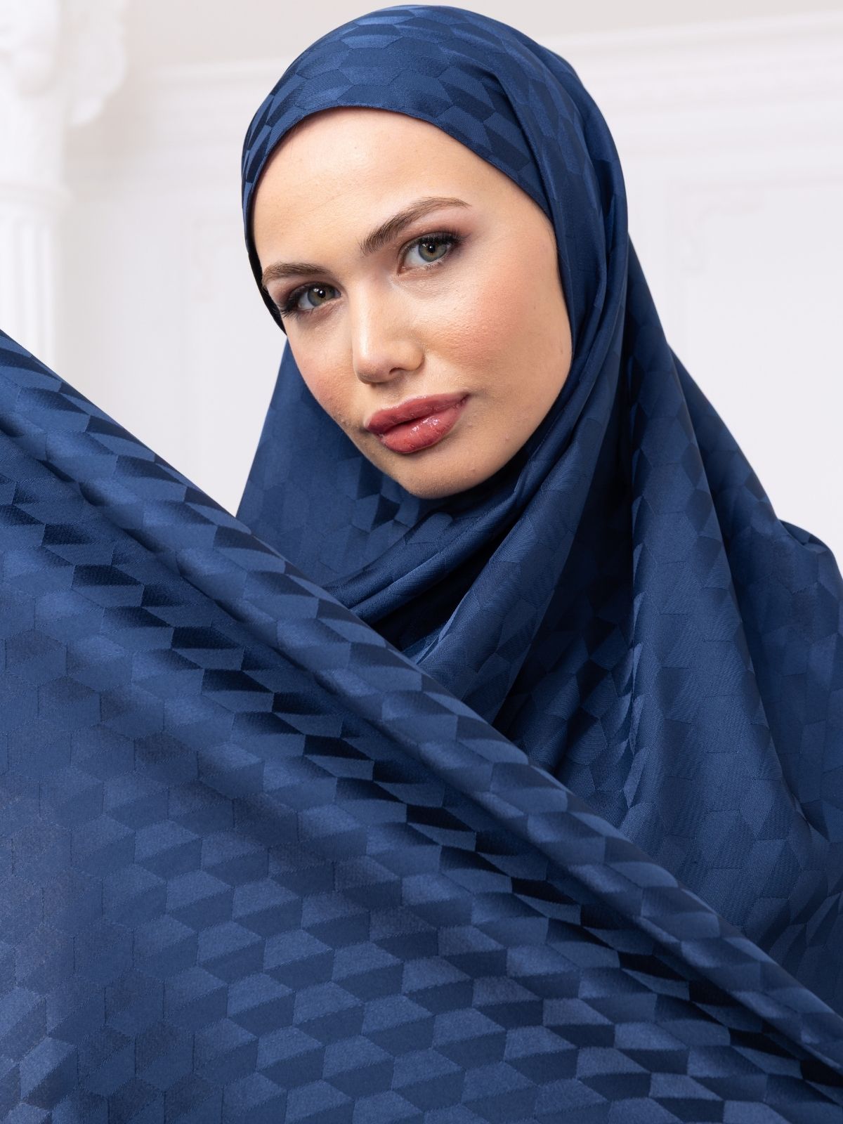 Qoza Desen Lacivert Jakar Şal