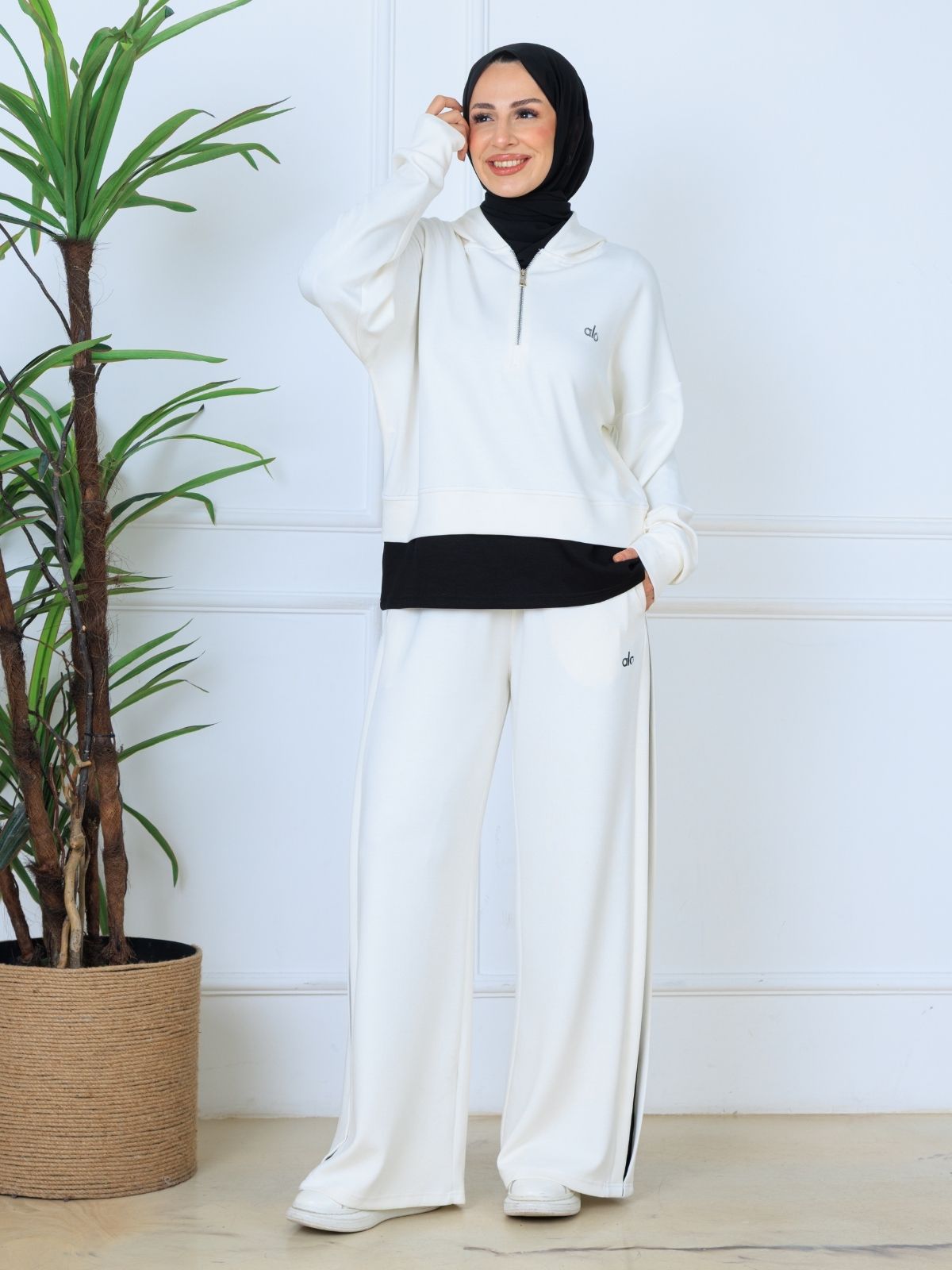 Alo Oysho Kumaş İçlikli İkil Takım - Beyaz - Görsel 5