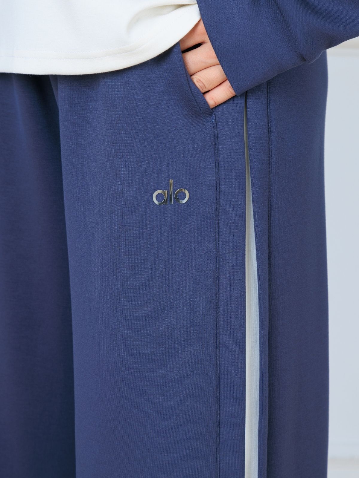 Alo Oysho Kumaş İçlikli İkil Takım - Lacivert - Görsel 4