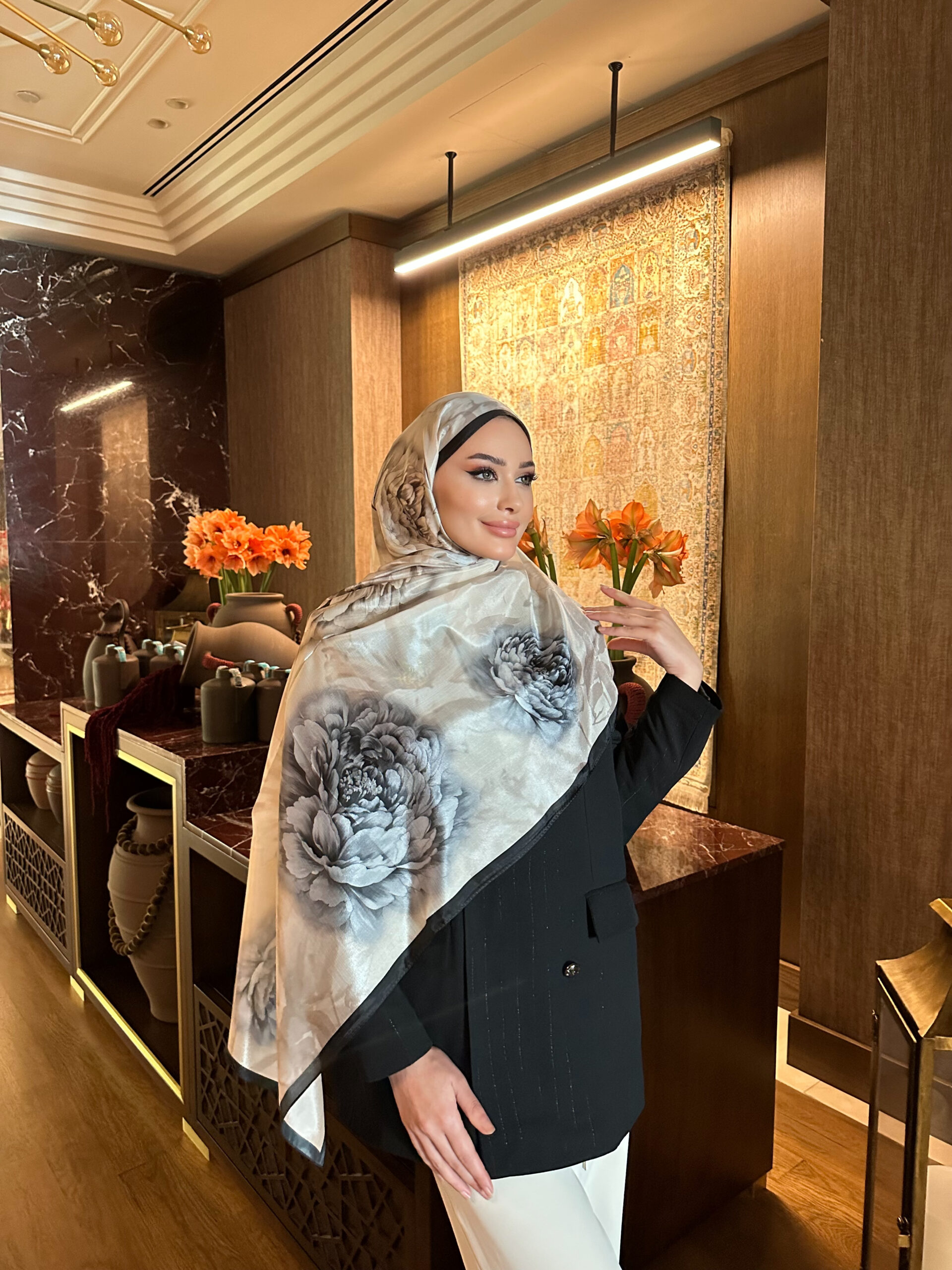 Flora Vual İpek Şal 10100 - Siyah Duman