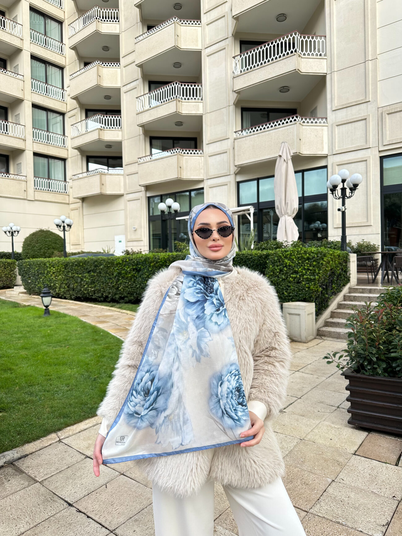 Flora Vual İpek Şal 10100 - Gökyüzü