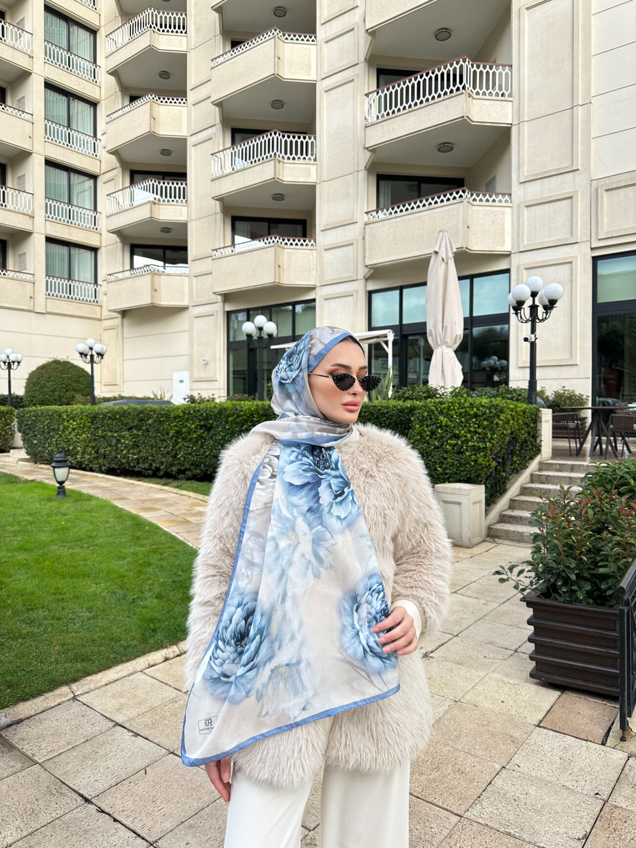 Flora Vual İpek Şal 10100 - Gökyüzü - Görsel 3