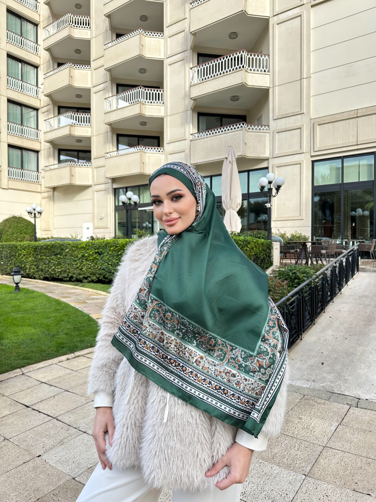 Çini Rüyası Vual İpek Şal 10101 - Zümrüt - Görsel 4