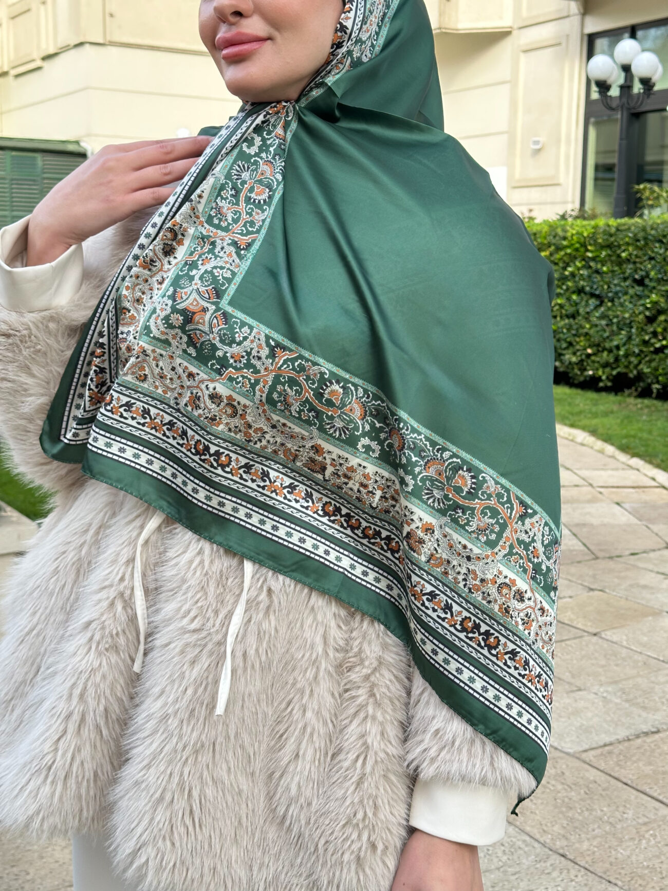 Çini Rüyası Vual İpek Şal 10101 - Zümrüt - Görsel 2