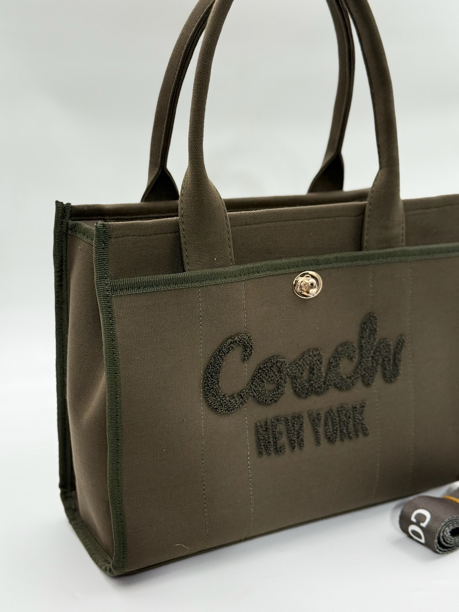 Coach canvas büyük boy yeşil çanta