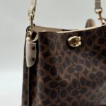 Coach Gofraj baskılı kilitli büzgülü  kahve bej çanta