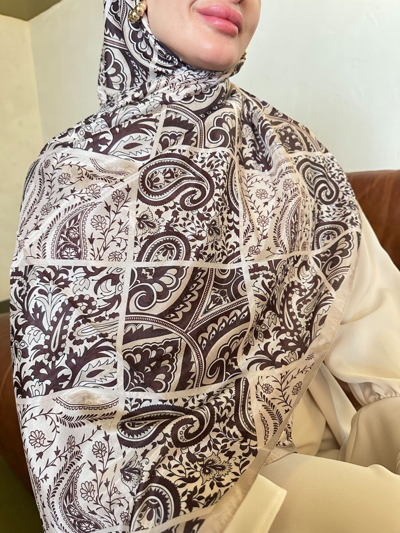 Şehnaz Vual İpek Şal 10103 - Acı Kahve - Vizon - Görsel 3