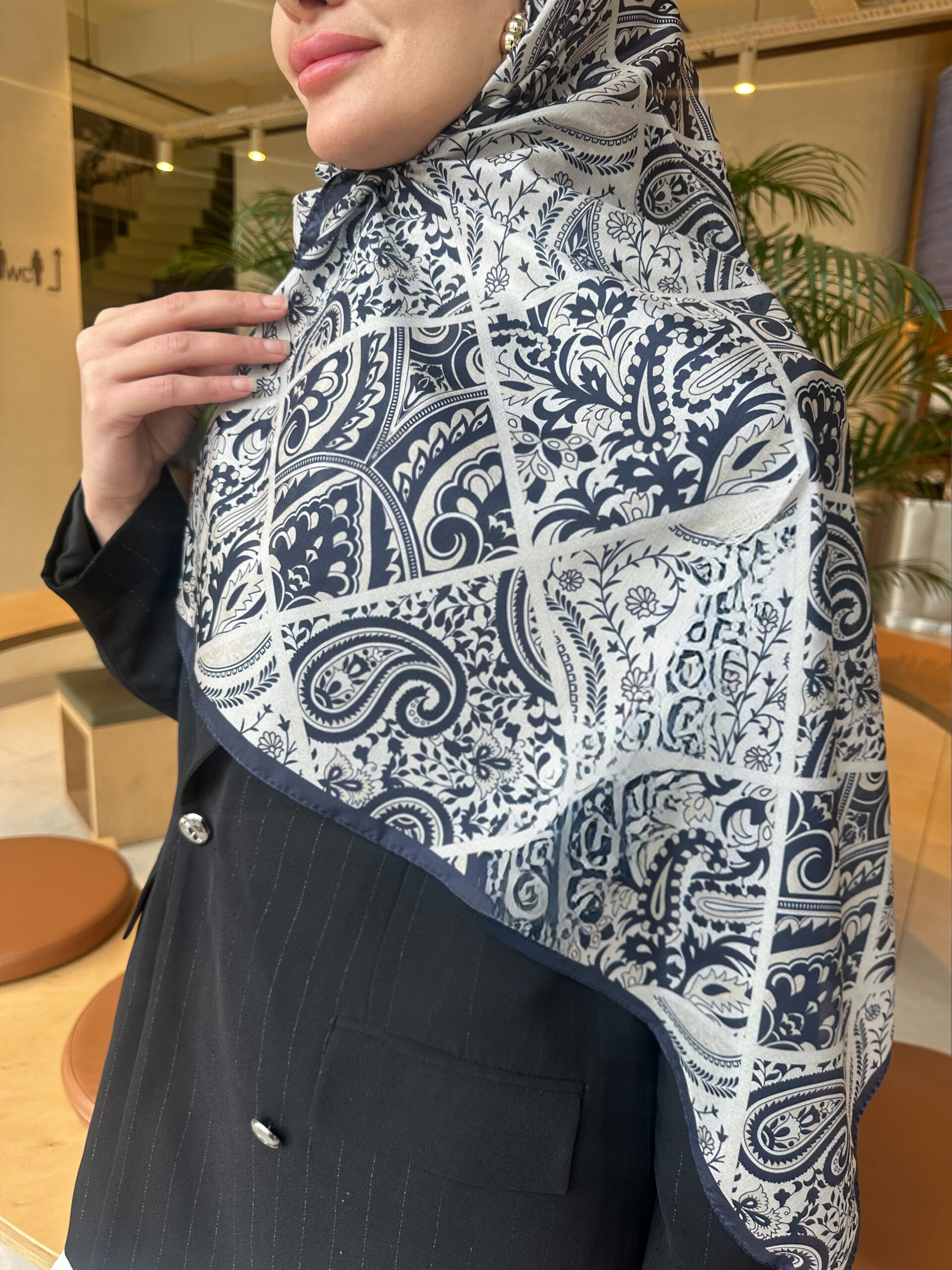 Şehnaz Vual İpek Şal 10103 - Lacivert Taş - Görsel 2