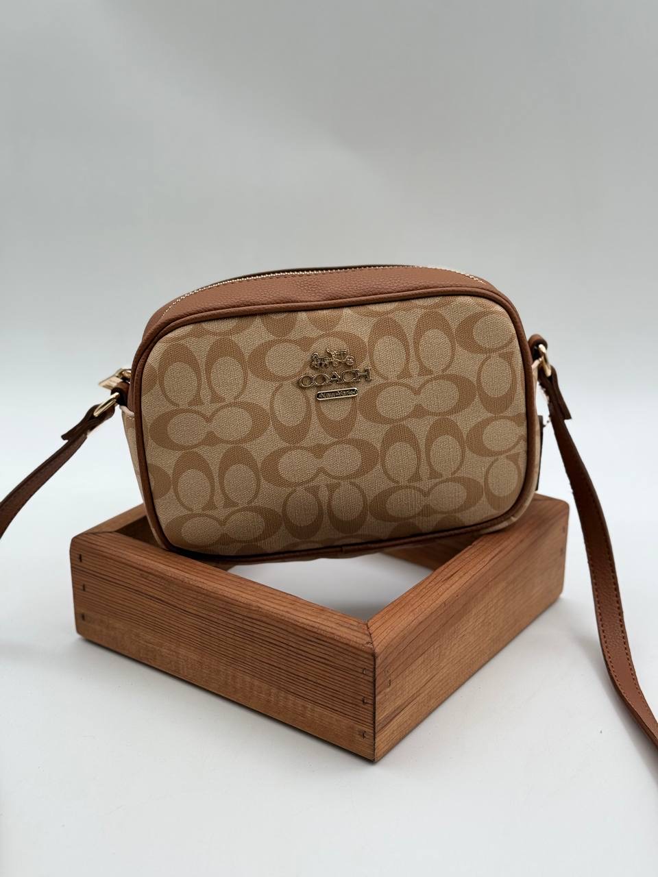 Coach postacı taba camel çanta
