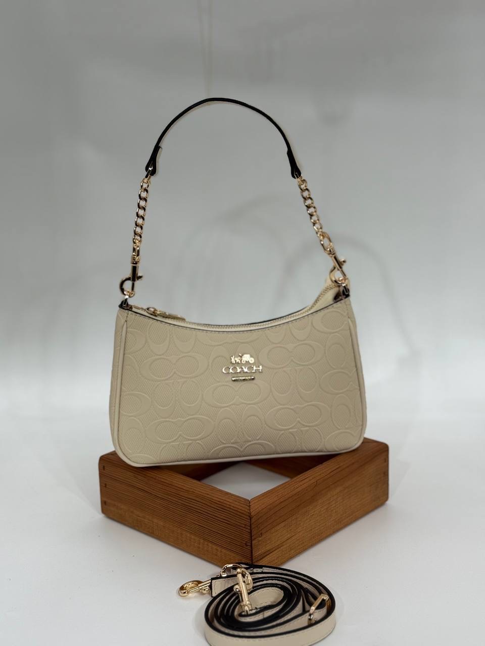 Coach Gofraj baget bej çanta