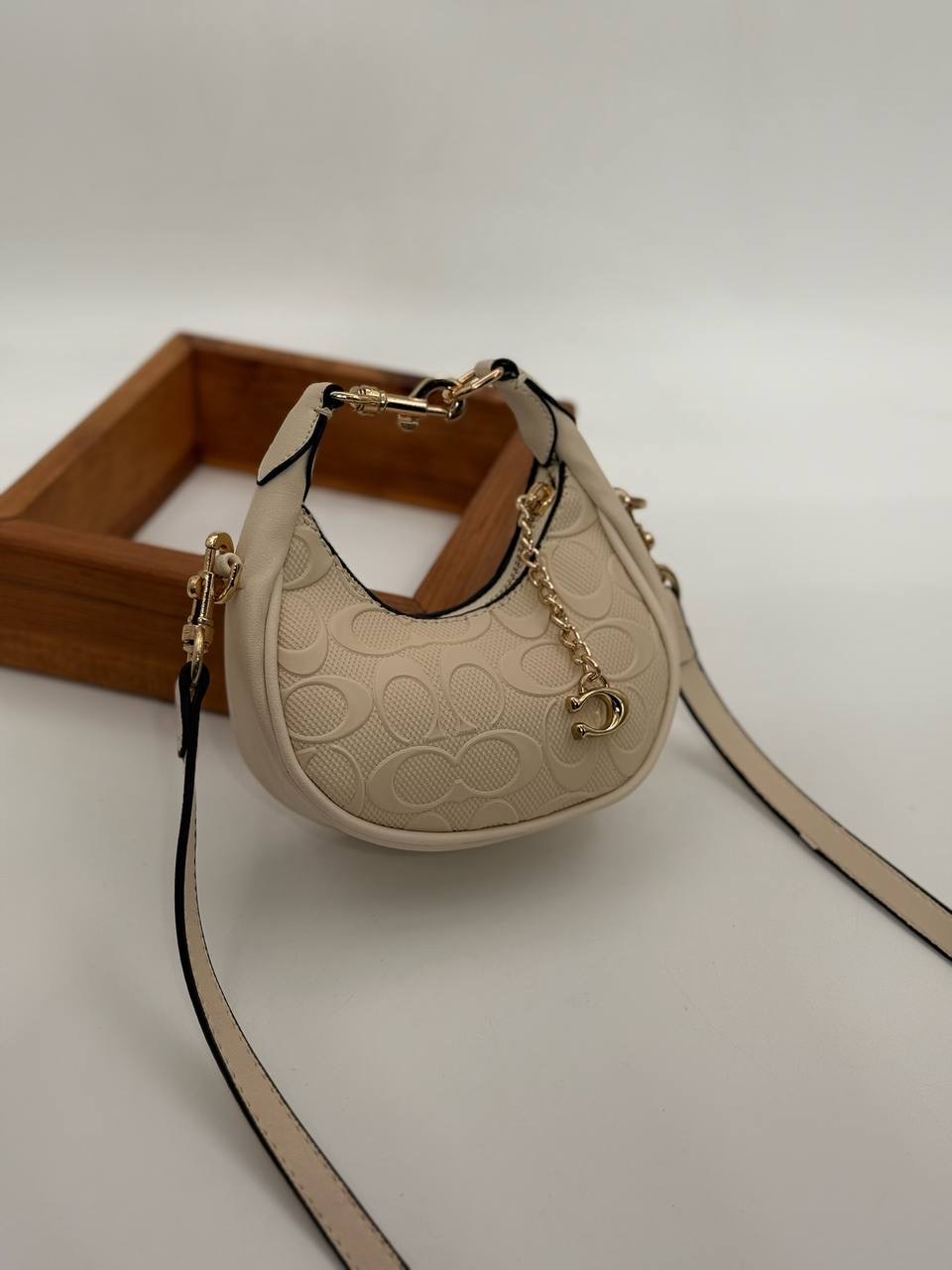 Coach Gofraj küçük boy ay çanta bej çanta