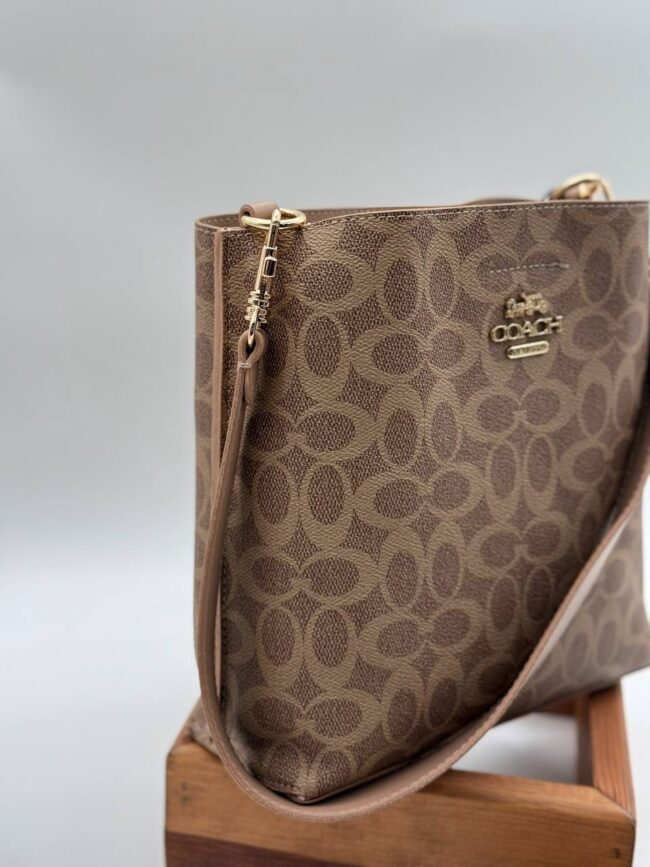 Coach monogram orta boy çapraz kum çanta