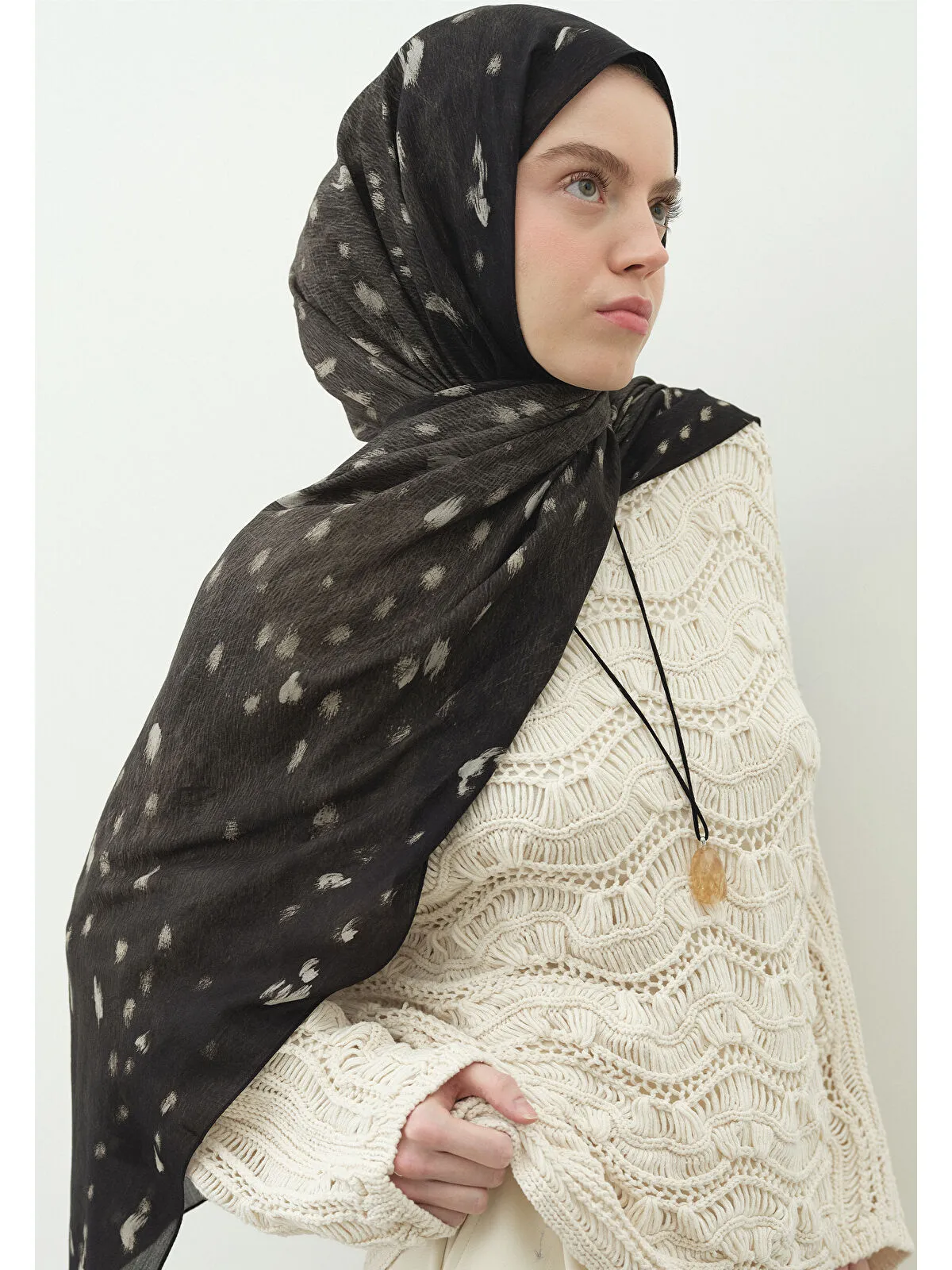 Fawn Ceylan Desen Şal - Siyah - Görsel 2