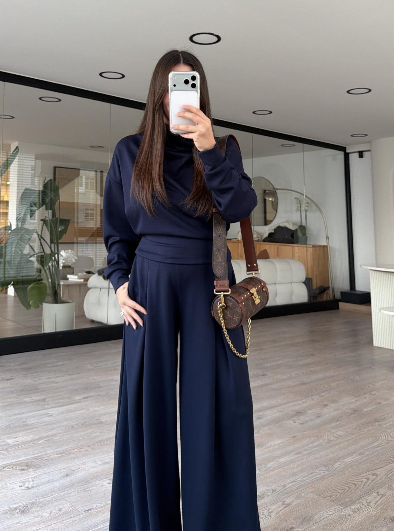 Lacivert Balıkçı Yaka Marka Model Modal Takım - Görsel 4