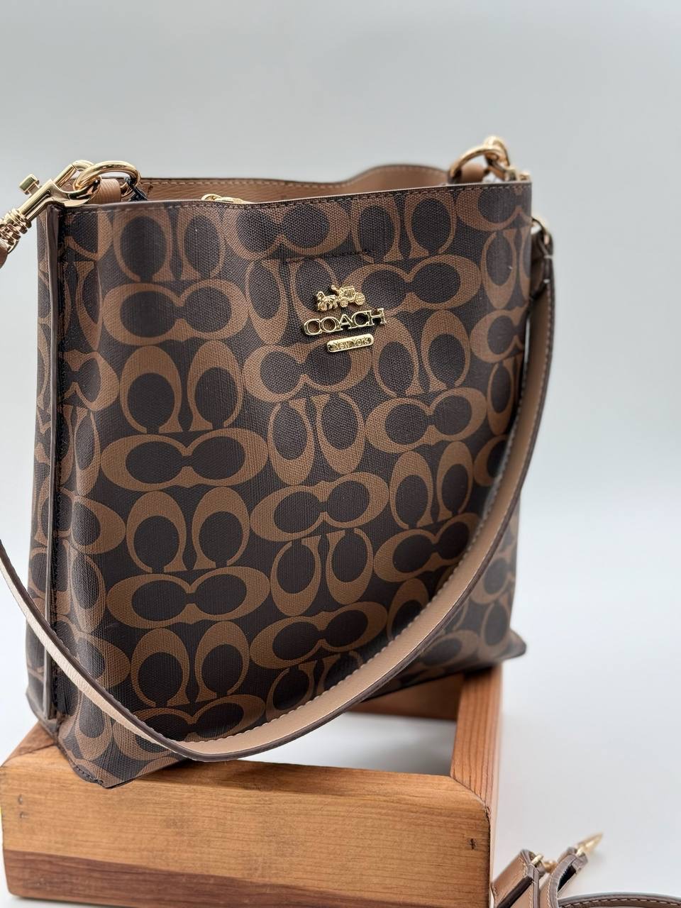Coach monogram çapraz kahve çanta