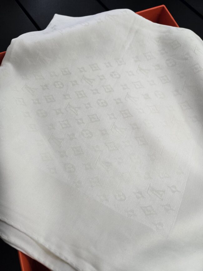 Lv Desenli İpek Kaşmir Çift Taraflı Şal - Ekruğ