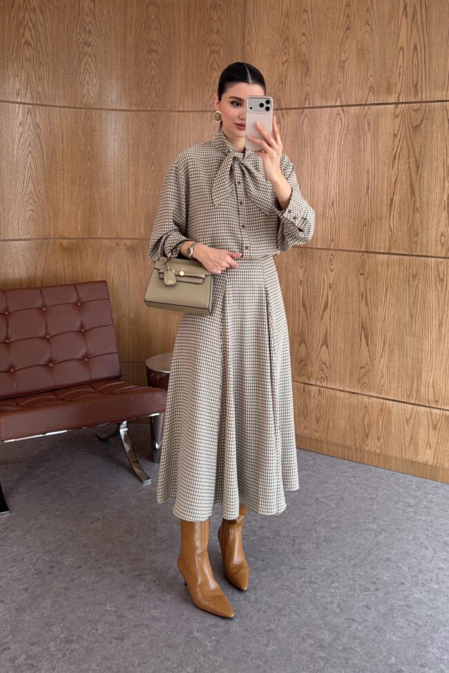 Pötikare Fularlı Takım - Bej