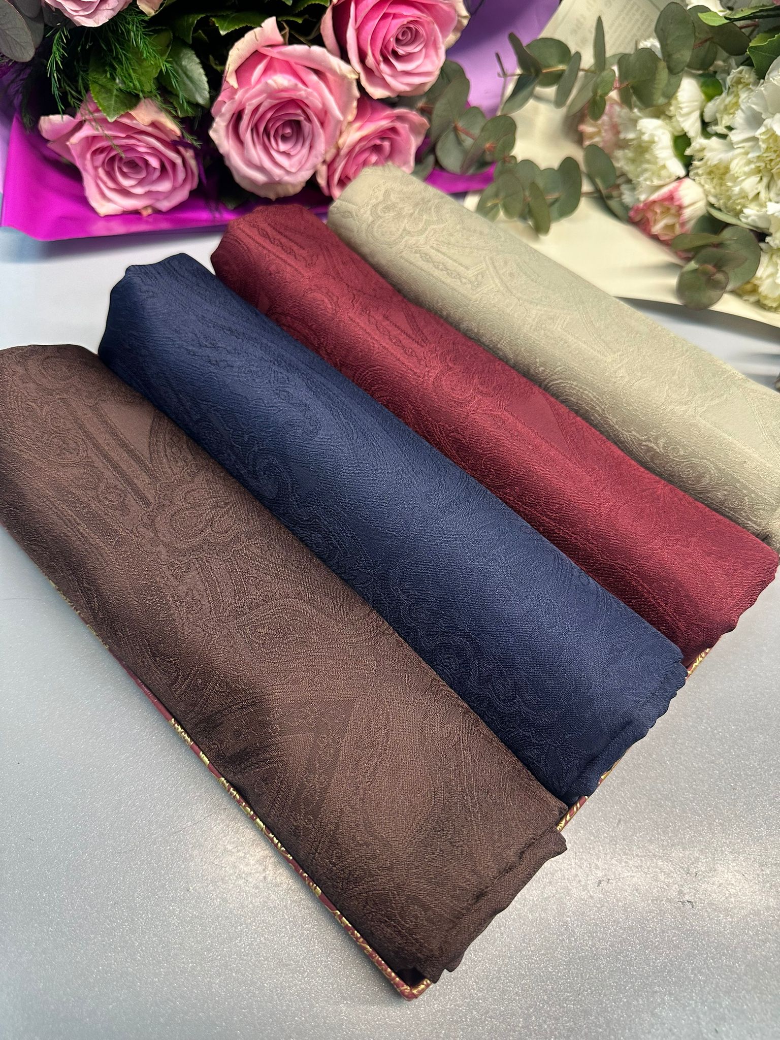 Oliva 4'lü Set Özel Seri Desenli Avantajlı Set