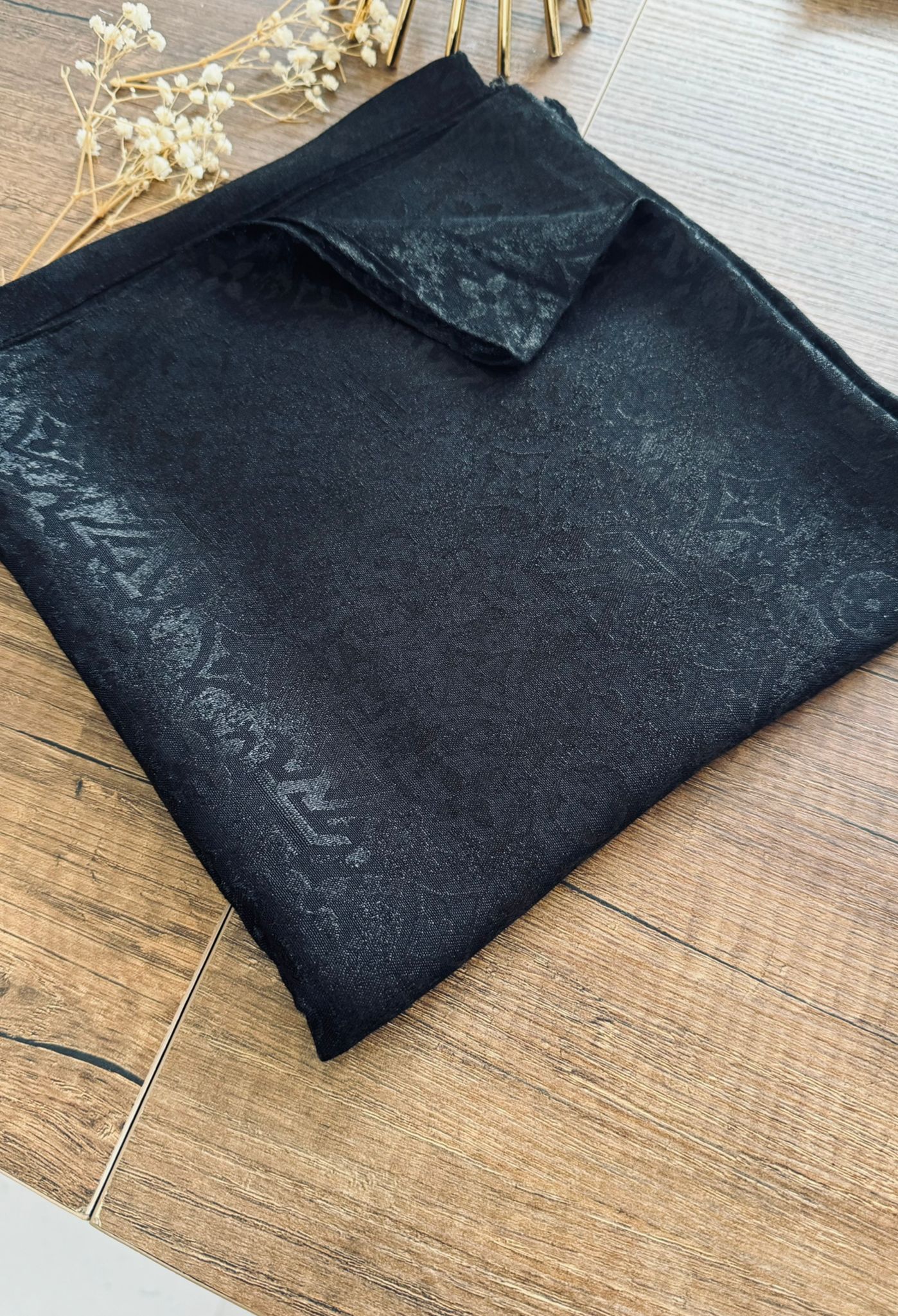 LV Desen Jakar Eşarp 48971 - Siyah