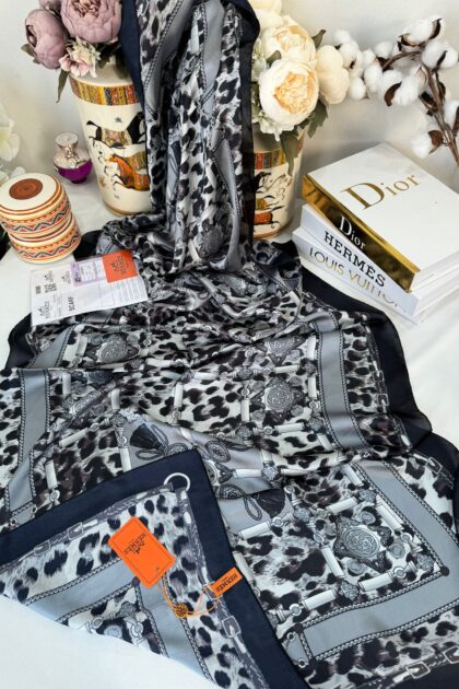 Hermes Leopar Çift Taradlı Vual İpek Şal 11143 - antrasit