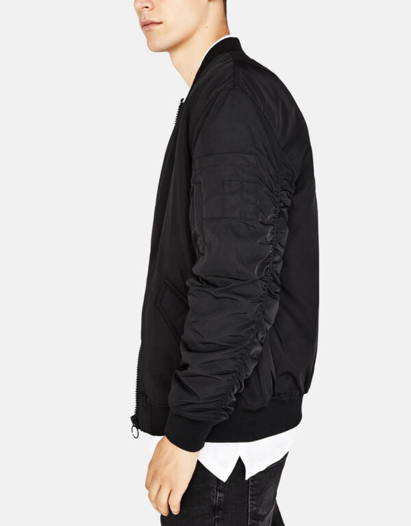 Black Coat - Görsel 3