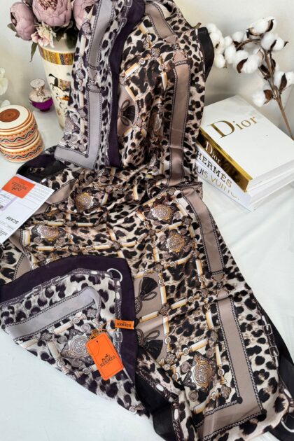 Hermes Leopar Çift Taradlı Vual İpek Şal 11143 - mocha