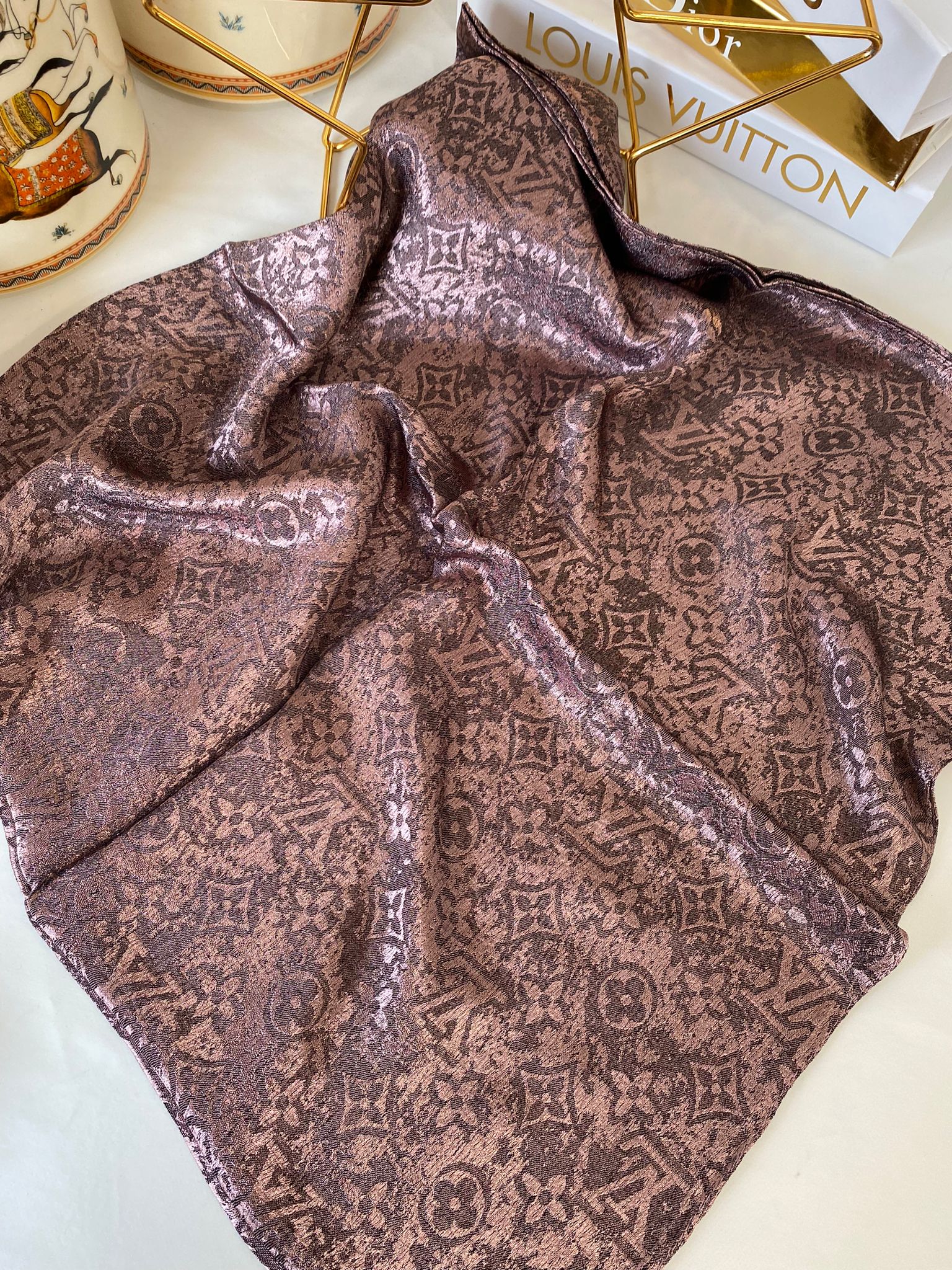 LV Desen Jakar Eşarp 48971 - Vizon